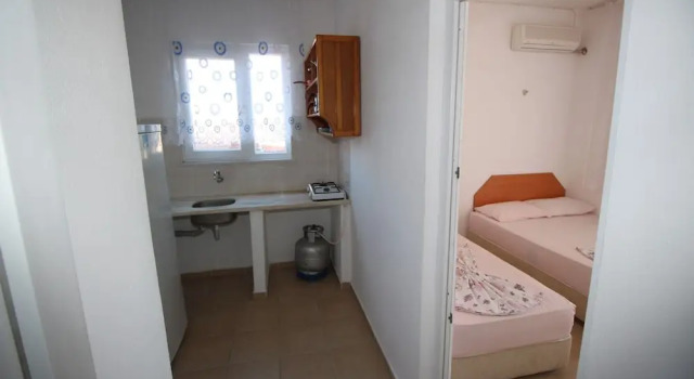Standardowy czteroosobowy pokój 2 sypialnie z widokiem na ogród Omer Deniz Motel