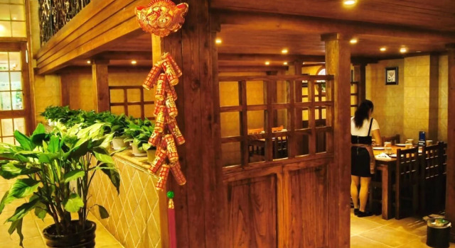 GreenTree Inn Luoyang Peony Square