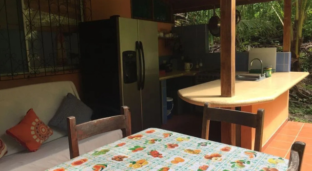 Mal Pais Surf Camp, Rezervovat Hotel Hotely v Puntarenas s parkováním, Parkování