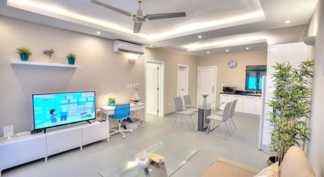Beach Apartment 10mbps internet & Smart TV's, Prenota Appartamento Hotel a Punta Cana con piscina, Piscina