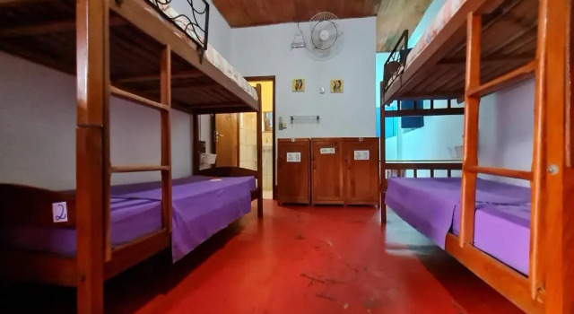 Кровать в общем номере (женский номер) HI Hostel Chapada