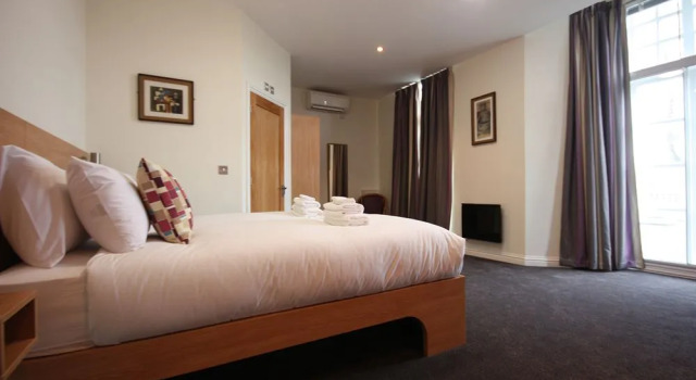 Connaught House Hotel London ExCeL