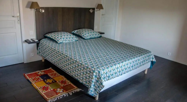 Les Tournesols, Rezervasyon Otel Mallemort Carros