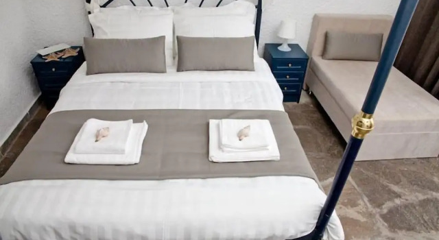 Трёхместный номер Standard с балконом Ariadni Blue Hotel
