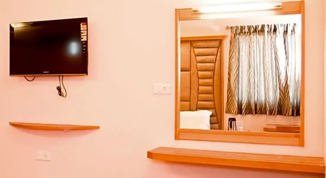 Люкс Standard Hotel Rajadhane