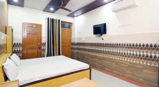 Taj Guest House