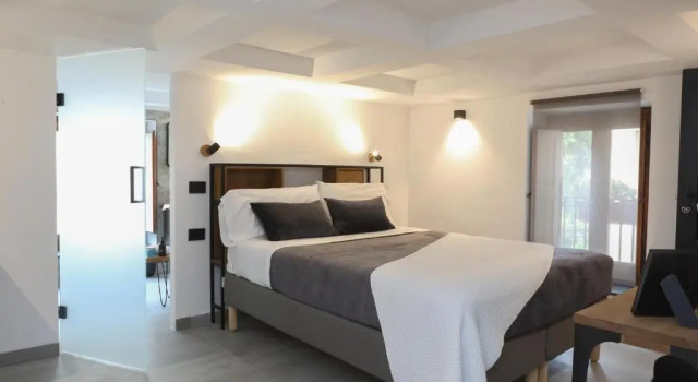 Bohémien Boutique Guesthouse, Забронировать Бутик-отель СПА-отели Чефалу, рядом с Пляж Чефалу, SPA-услуги