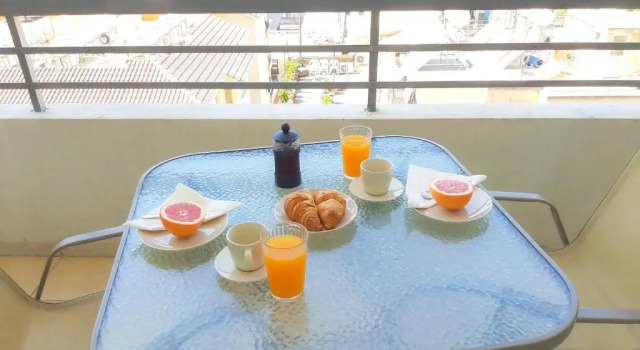 Eden Sea Breeze, 1 bed, Rooftop Pool, Gym, Boek Hotel Limasol Limassol