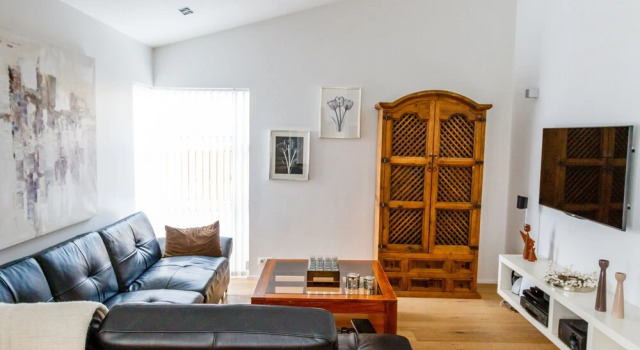 Akureyri Luxury Villa, Забронировать Вилла Коттеджи Акюрейри, Коттедж