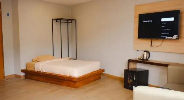 Suite Miracle Hotel Cianjur