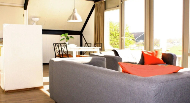 Cozy furnished house with a terrace, on a little beach, Prenota Hotel Lauwersoog Lauwersmeer