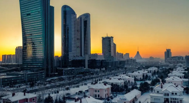 ЖК Дипломат, Rezerwuj Hotel Astana Kazachstan