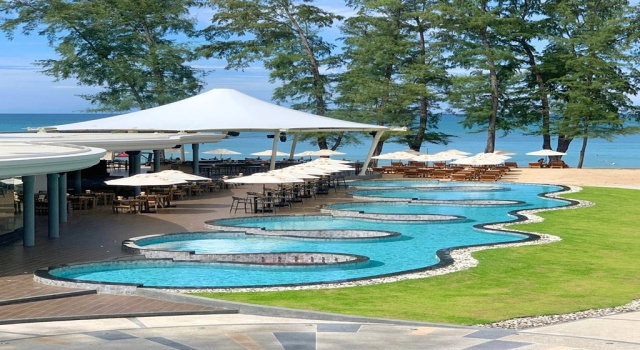 Курортный отель Amora Beach Resort Phuket