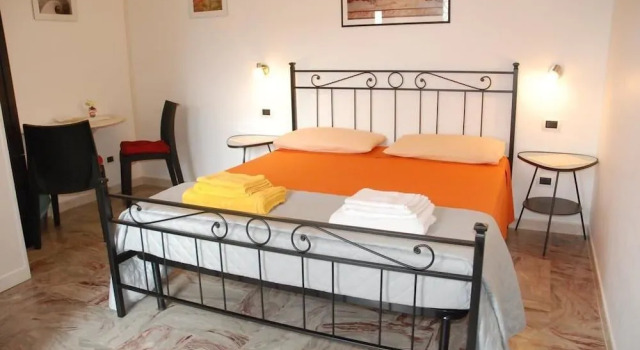 La Ripa Bed and Breakfast, Varaa Hotelli Blera Tuscia
