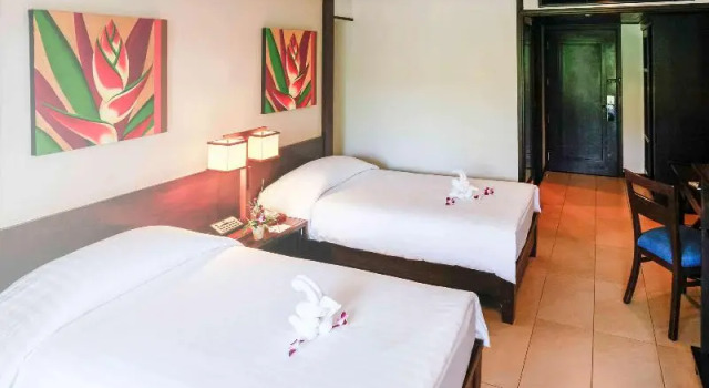 Двухместный номер Standard с балконом Novotel Rayong Rim Pae Resort