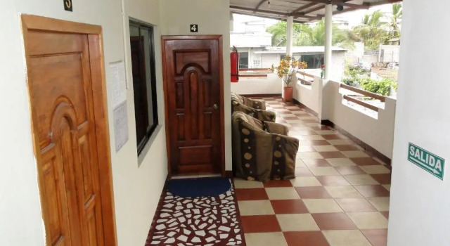 Hostal Arena Negra, Boek Hotel Puerto Ayora 