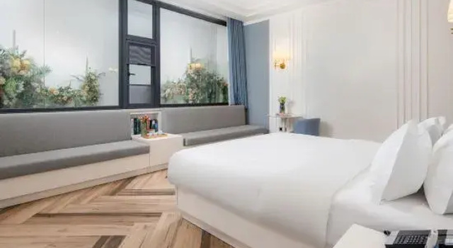Люкс Premier Xinggang Boyue Hotel