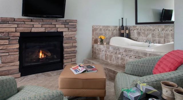 Huron House Bed and Breakfast, Rezerwuj Hotel Oscoda Michigan