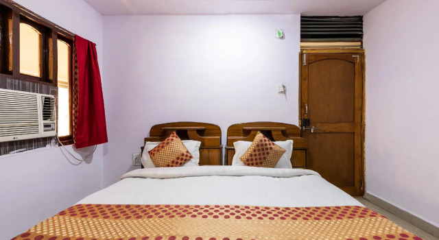 Люкс Standard OYO 40796 Banjara Luxury Stay