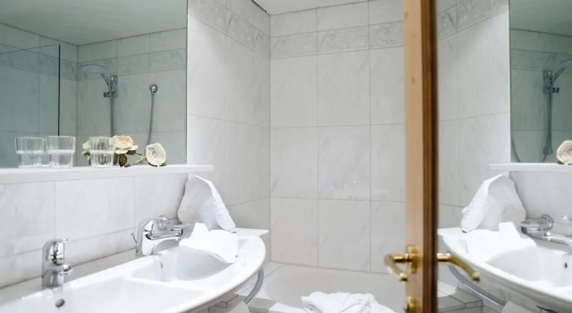 Двухместный номер Comfort с балконом и с видом на горы Hotel Gotthard