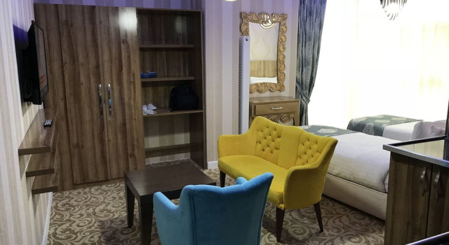 Crystall Hotel, Rezerwuj Hotel Bostaniçi Lake Van