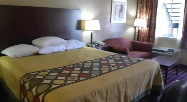 Двухместный номер Deluxe Super 8 by Wyndham Kerrville TX