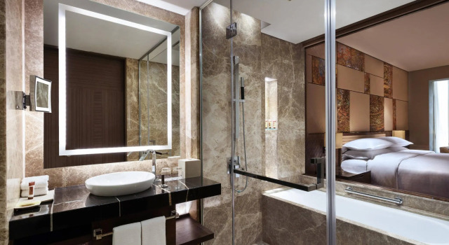 Двухместный номер Standard с видом на бассейн Sheraton Grand Bengaluru Whitefield Hotel & Convention Center