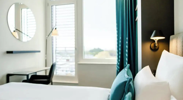 Двухместный номер Standard Motel One Karlsruhe