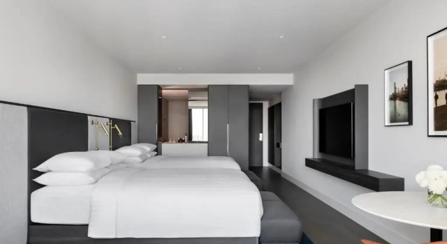 Четырёхместный клубный номер Standard Melbourne Marriott Hotel Docklands