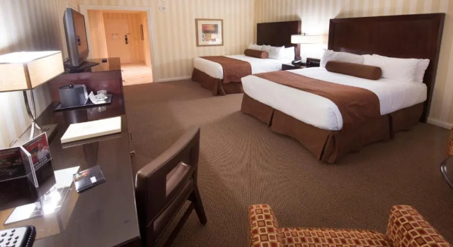 Четырёхместный номер Deluxe Ballys Shreveport Casino & Hotel
