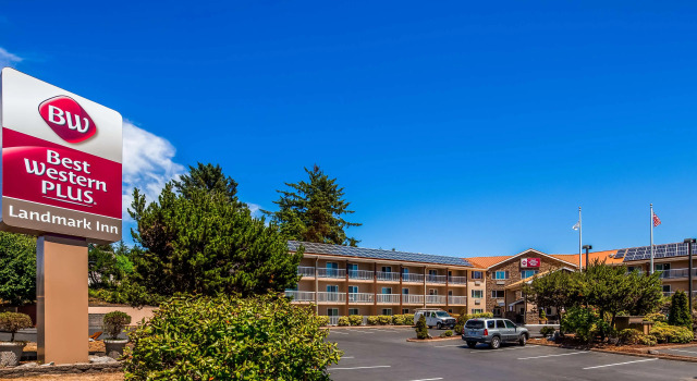 Best Western Plus Landmark Inn