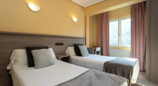 Номер Economy Hotel Naranjo De Bulnes