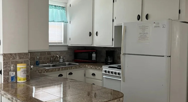 Коттедж Deluxe Candlelight Cottages by the Beach