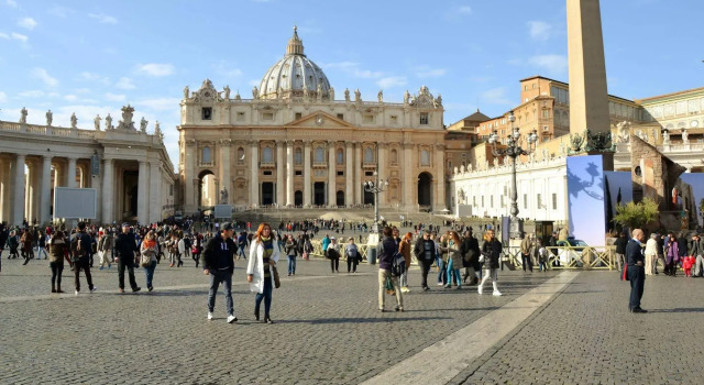 Chroma Apt San Pietro, Забронировать Отель Отели Рима с парковкой, рядом с Собор Святого Петра, Парковка