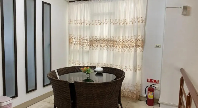 Yilian Fengqing Homestay, Забронировать Отель Отели Хуалянь 3 звезды, 3*
