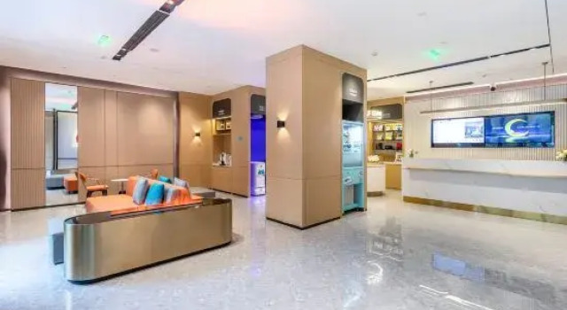 City Comfort Inn (Leshan Zhanggongqiao Shangzhongshun Food Street), Varaa Hotelli Hotellit Sichuan pysäköinnillä, Pysäköinti