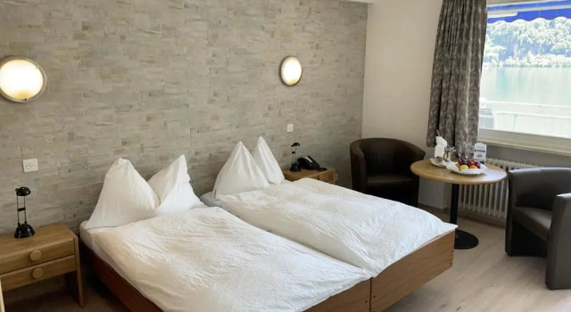 Tresa Bay Hotel