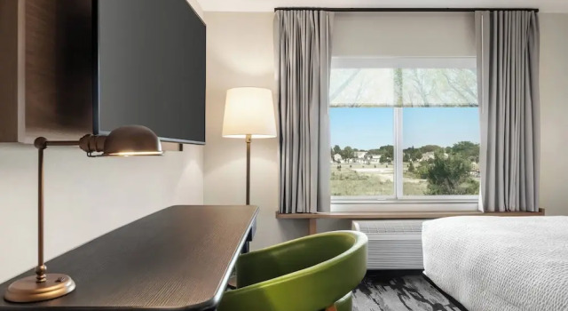 Номер Standard Fairfield Inn & Suites by Marriott Milwaukee West