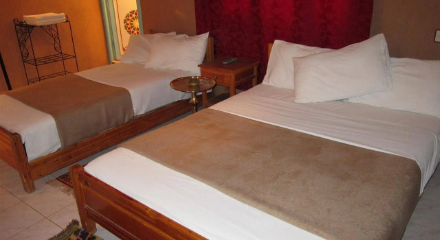 Zaghro, Rezerwuj Hotel Hotele w Souss-Massa-Draa z basenem, Basen