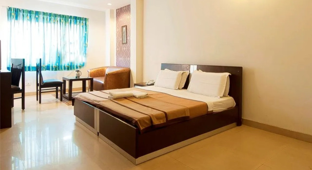 Hotel Era Residency