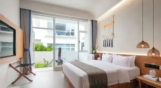 Семейный люкс Mr. Tang’s Yard·Immersive Experience B&B (Riyue Bay Branch)