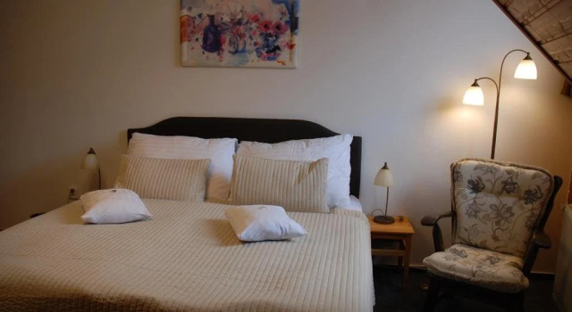 Hotel U Růže, Reserva ahora Hotel Slavonice Czech Canada