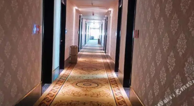 Shanshui Hotel, Rezerwuj Hotel Hotele w Jiangmen z parkingiem, Parking