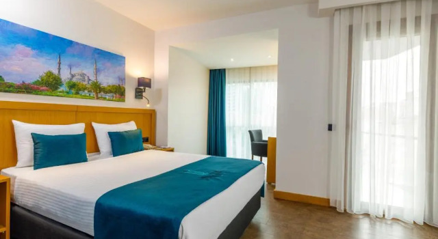 Двухместный номер Deluxe с балконом Urban Hotel Bomonti