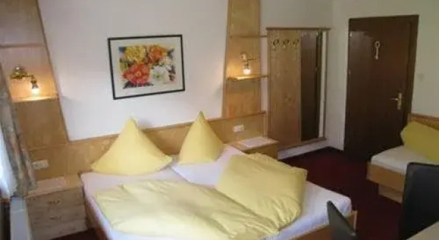 Lärchenhof Serfaus, Rezerwuj Hotel Hotele w Tyrol z parkingiem, Parking