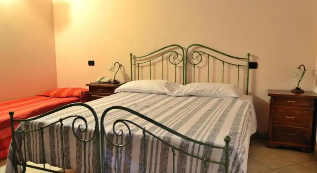Agriturismo Bortolino, Buchen Sie Hotel Volta Mantovana Lombardei