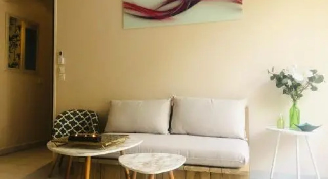 Mon Appart avec Terrasse et Piscine, Book Lejlighed Hoteller i Monaco med parkering, Parkering