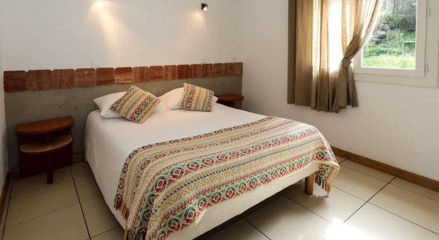 Hotel Macchie E Fiori, Varaa Hotelli Pianotolli-Caldarello 