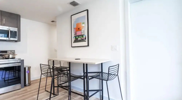 w Spacious Modern 3BR in Wynwood