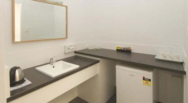 Семейный номер Standard Glenmore Palms Motel